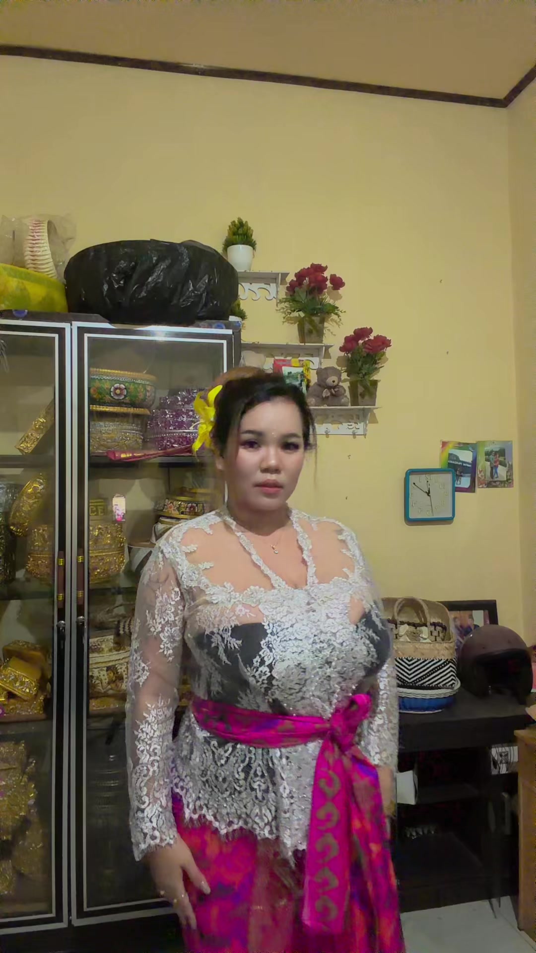 @Mbok ulan ๐ผ