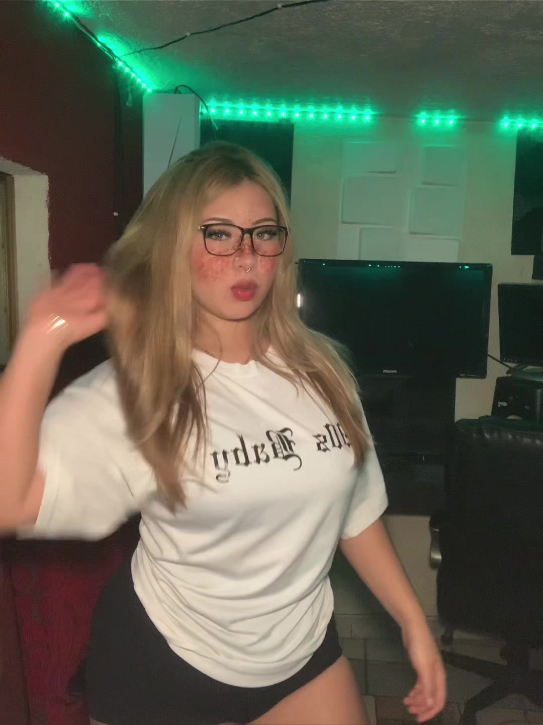 @𝔤𝔞𝔫𝔤𝔰𝔱𝔢𝔯 𝔡𝔪𝔰🤎