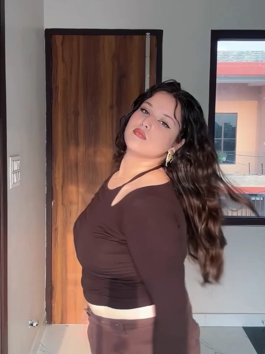 @CUTE GIRL