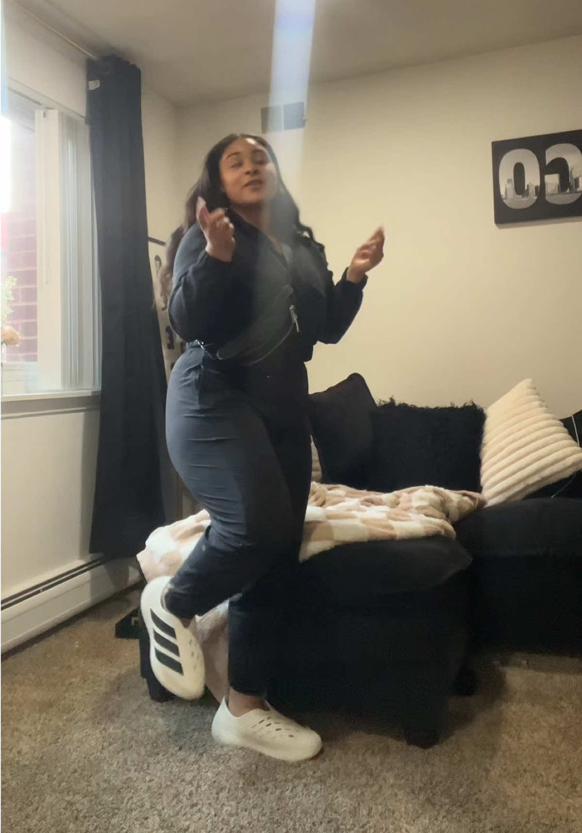 @Veronica B ๐