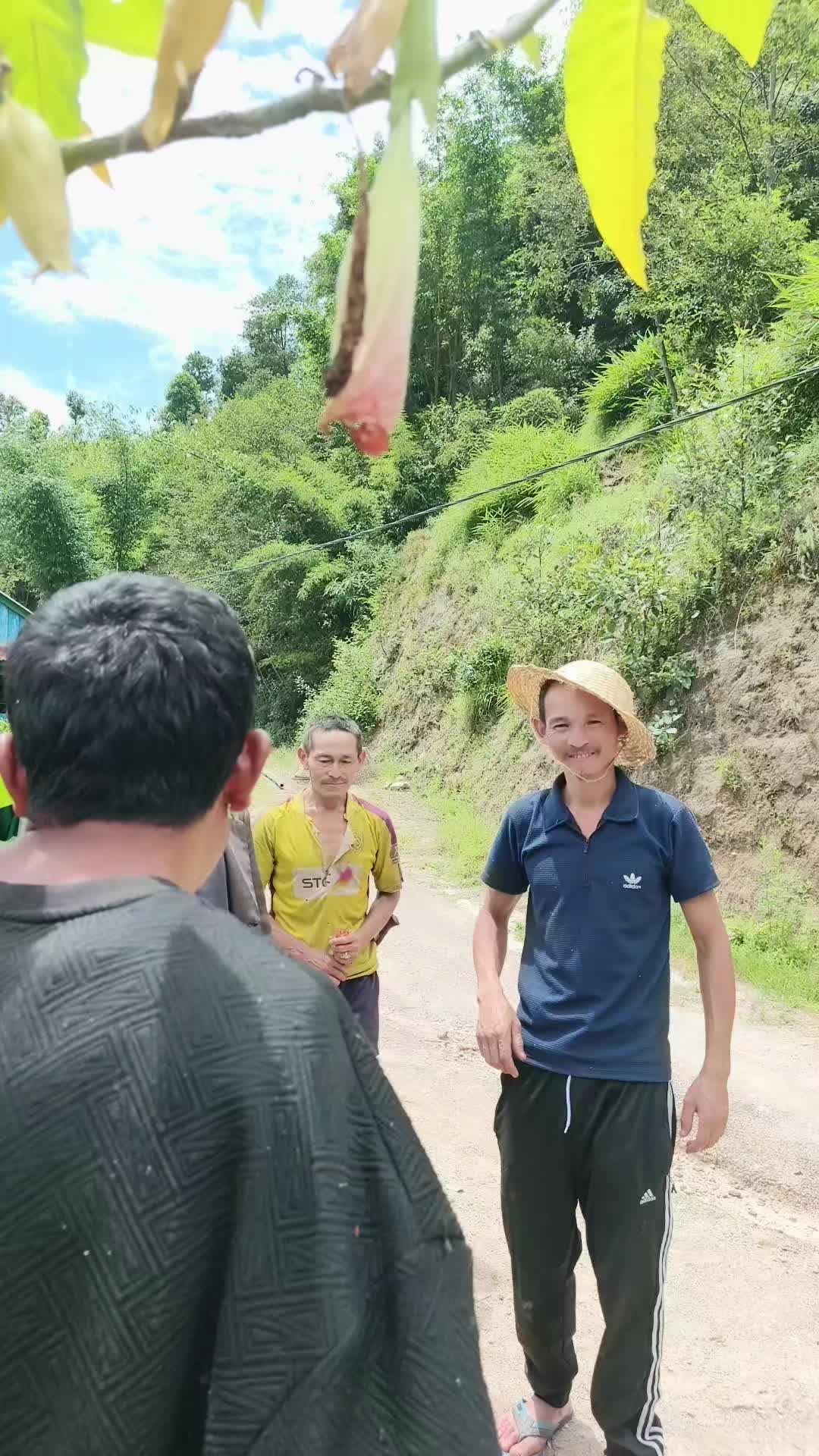 @चाम्लिङ राई  🇳🇵🇳🇵💐💐🥀🥀