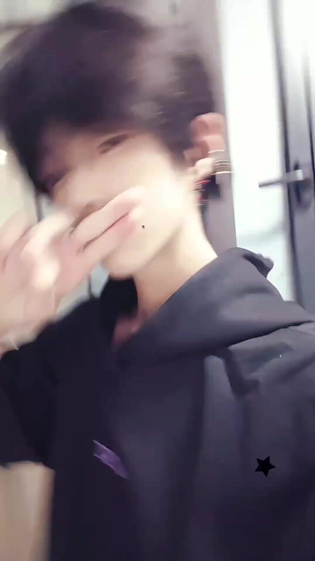 @景言🤡