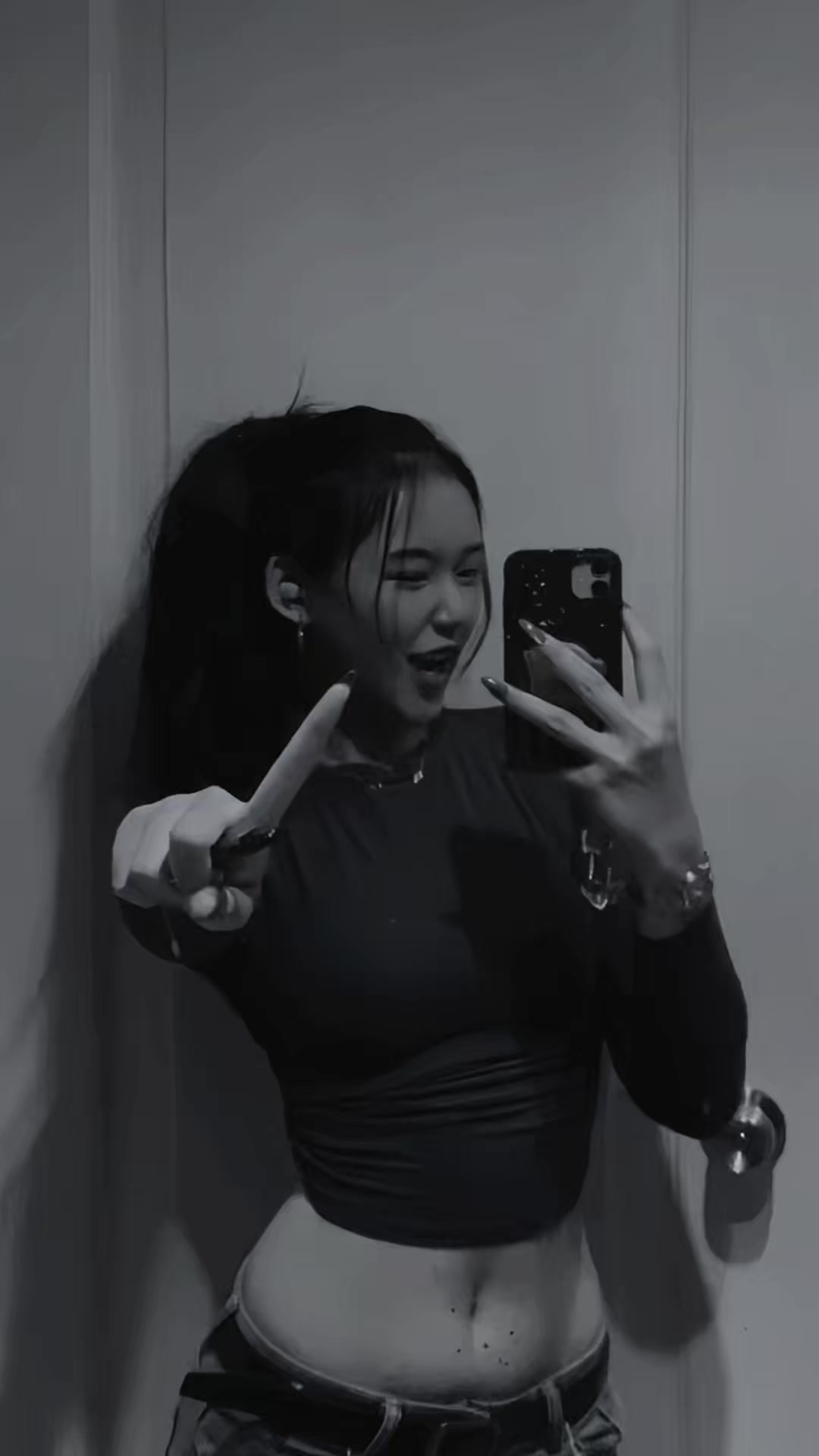 @cristaneevelin_