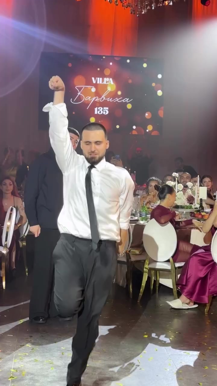 @arm.wedding