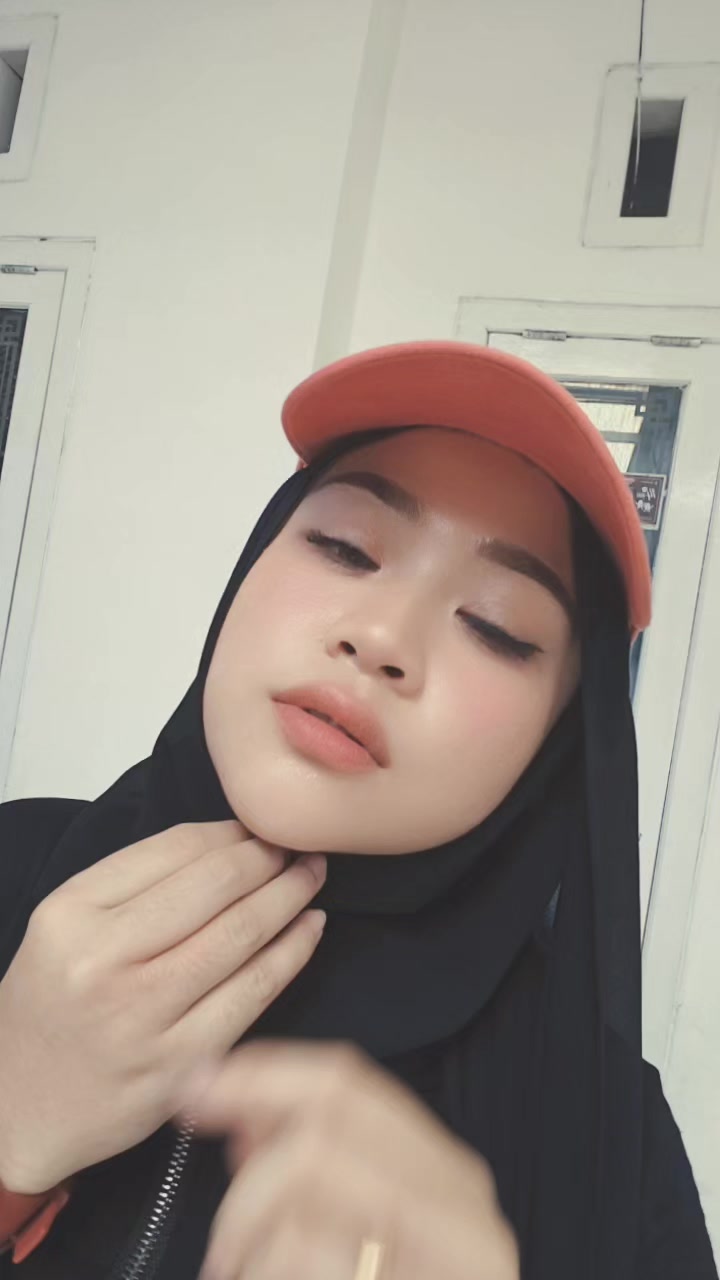 @myshofia17