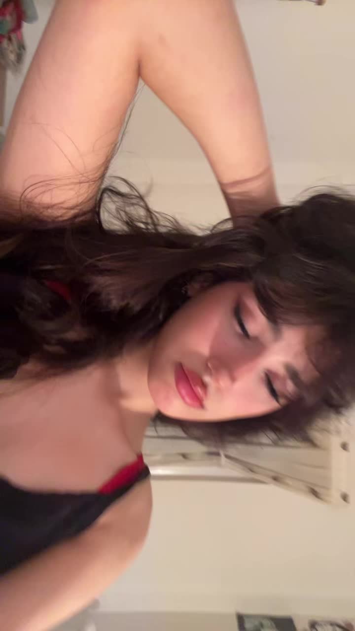 @B👩🏻🦱