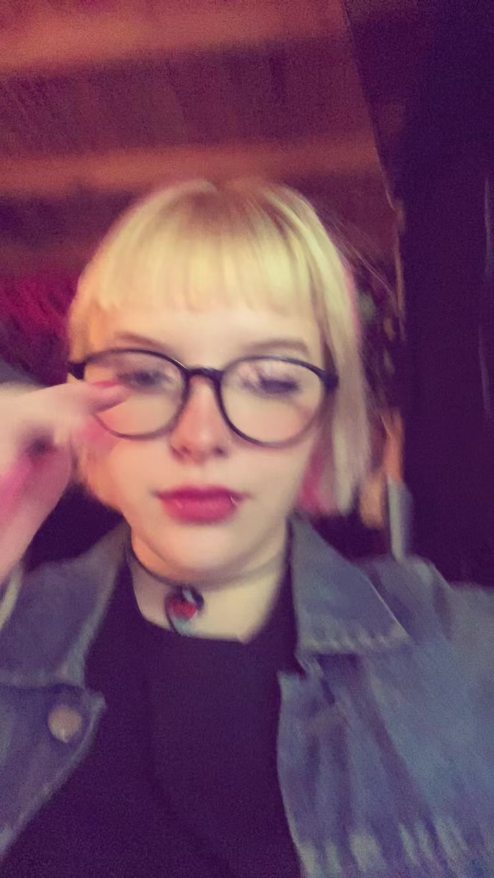 @Lena