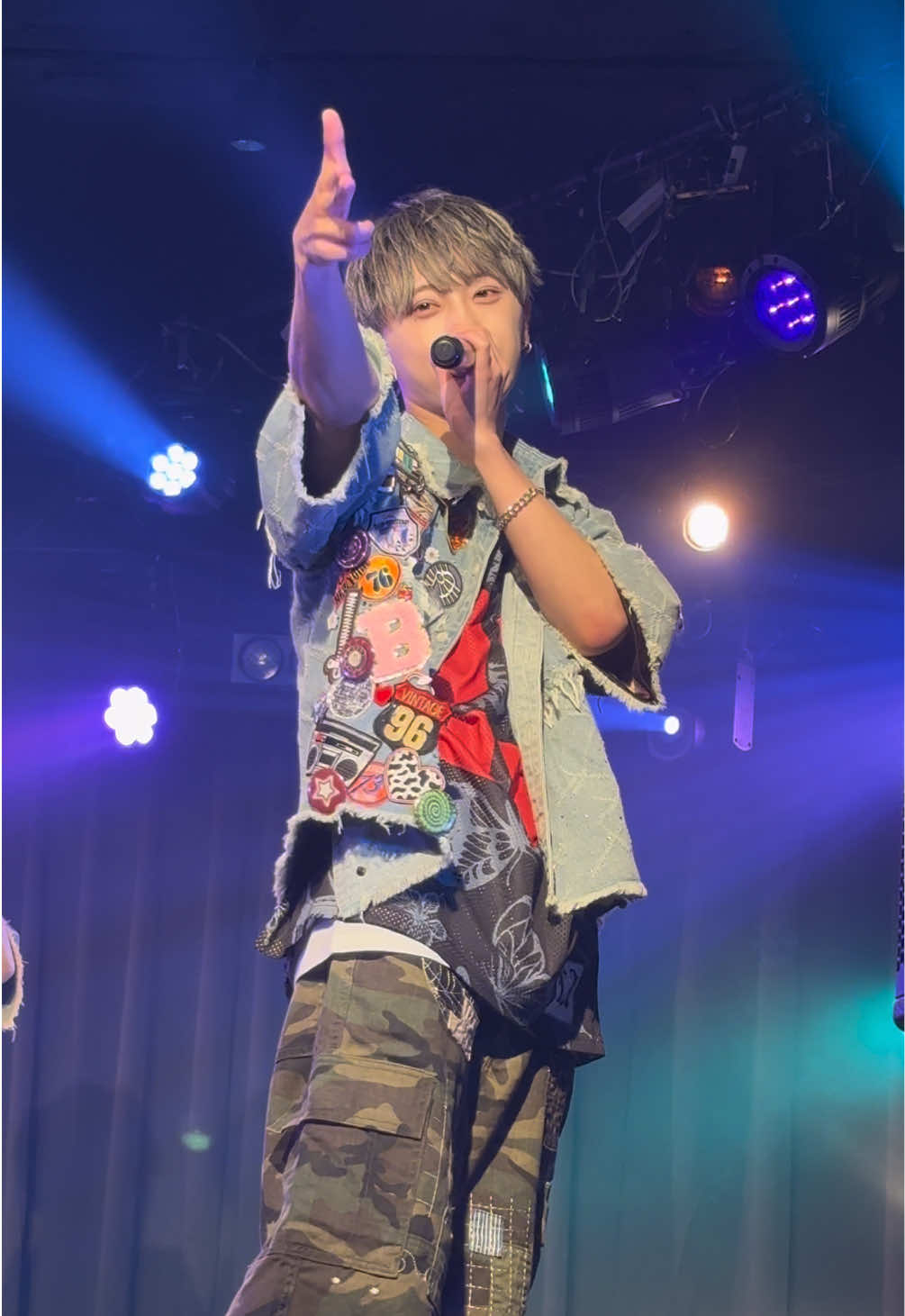 @なぎ