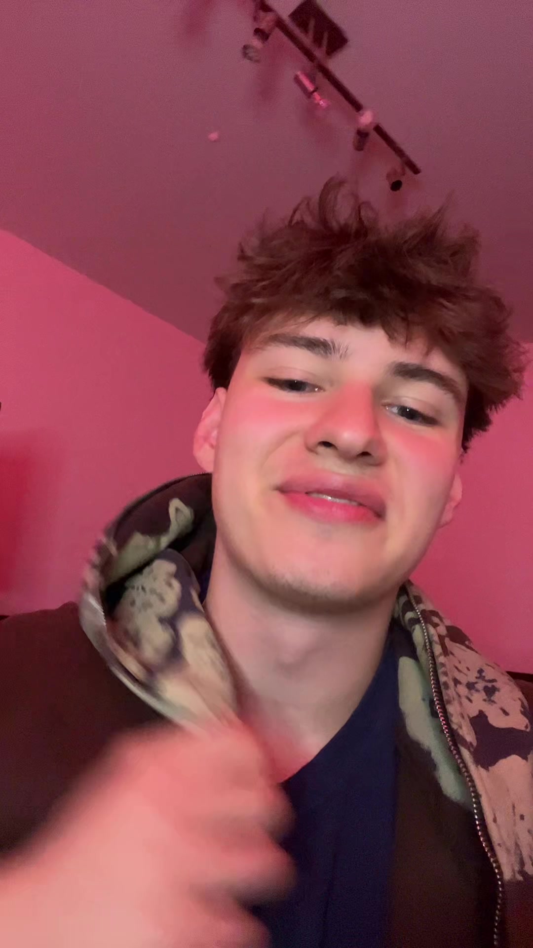 @LarsBsn
