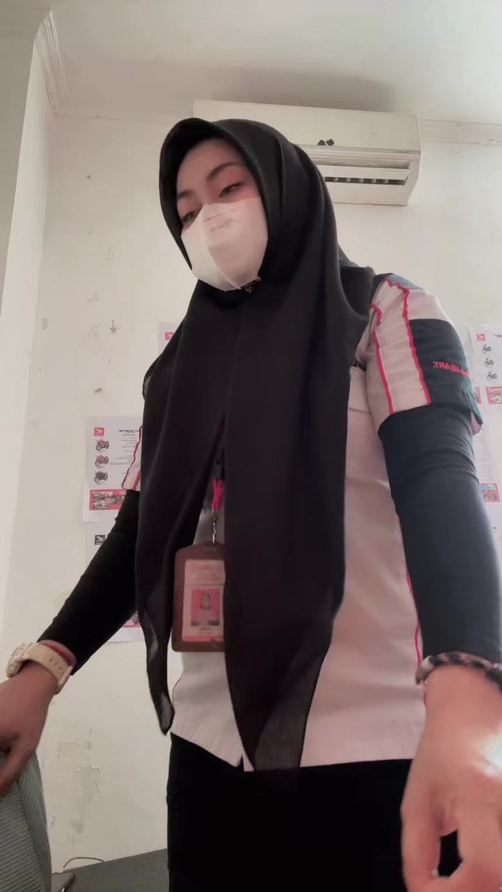 @Angella