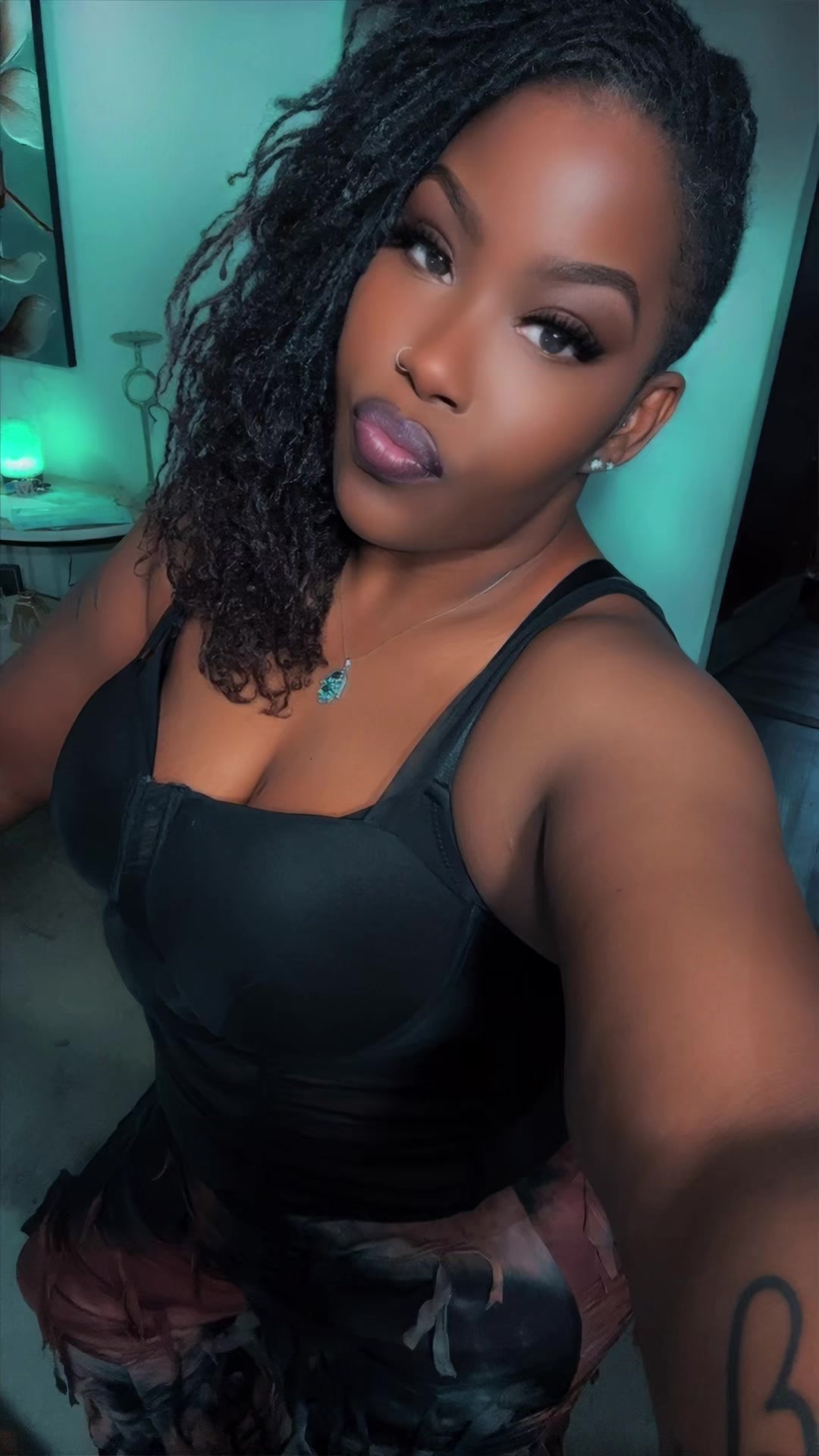 @Unapologetically_Mars