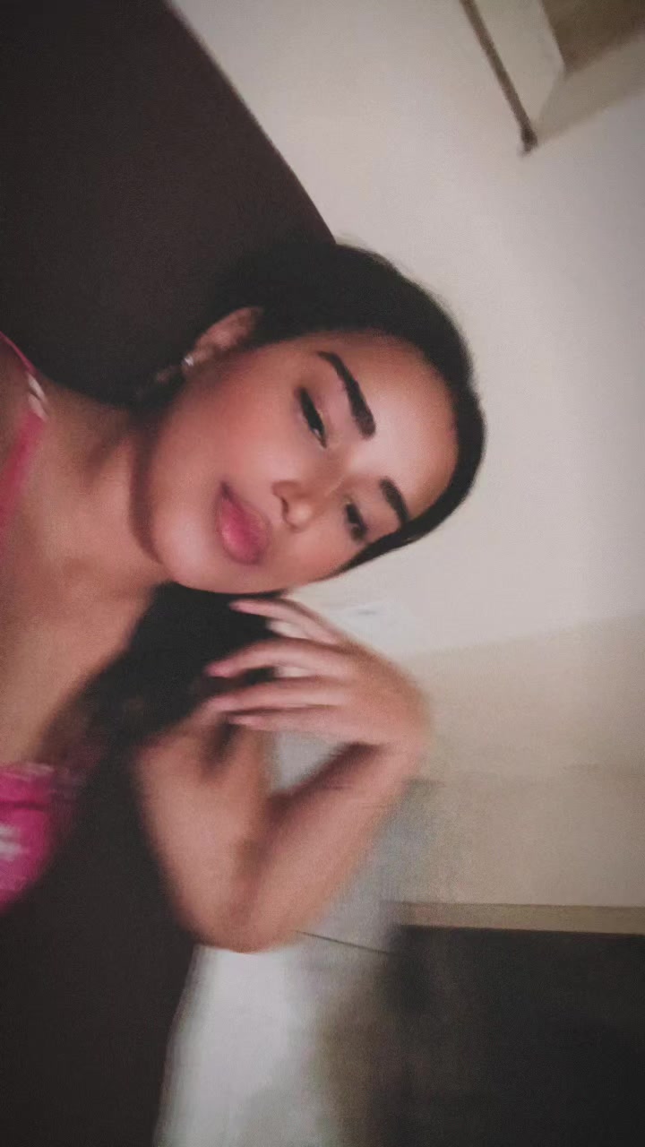 @Laura_freitas08