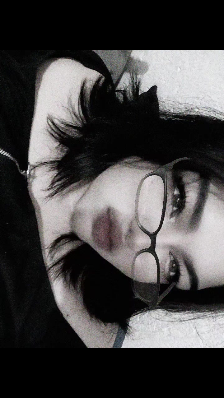 @Vαɳყα 🖤