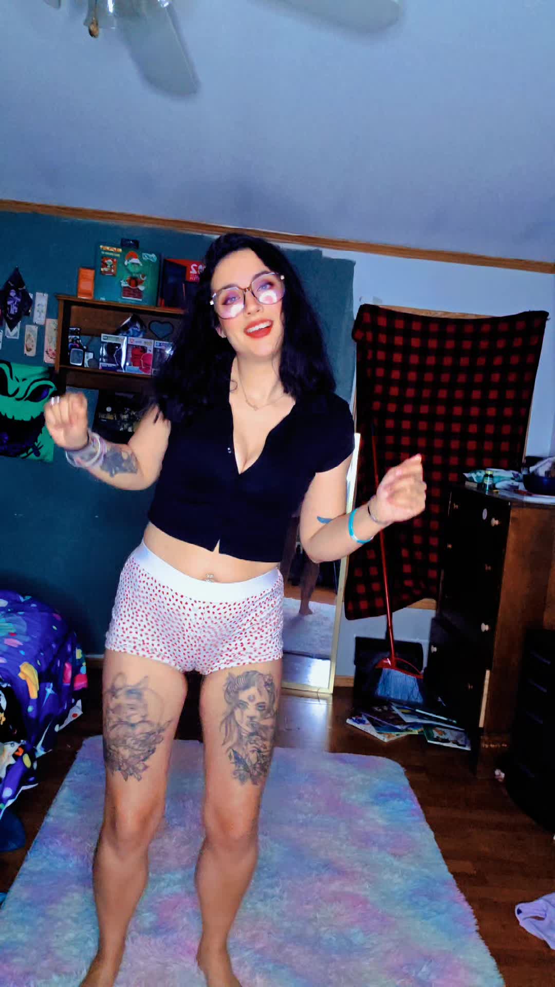 @Satanswitchbaby😘