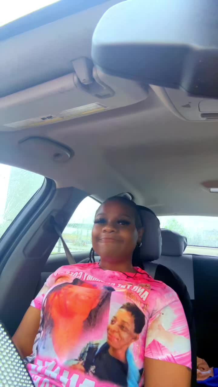 @Chickaroo😘💫