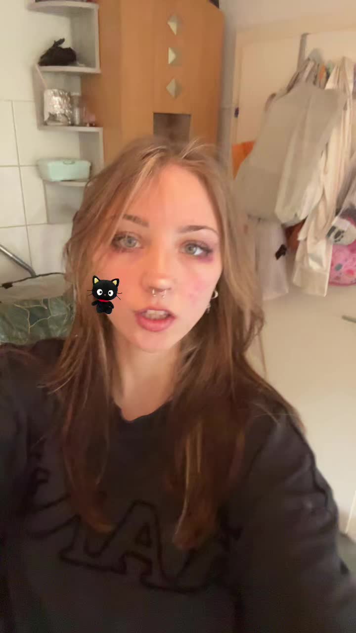 @𝓮𝓶𝓶𝓪 🎐💞