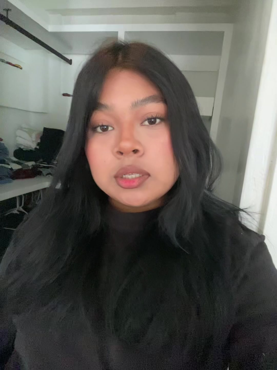 @makeupanyelina