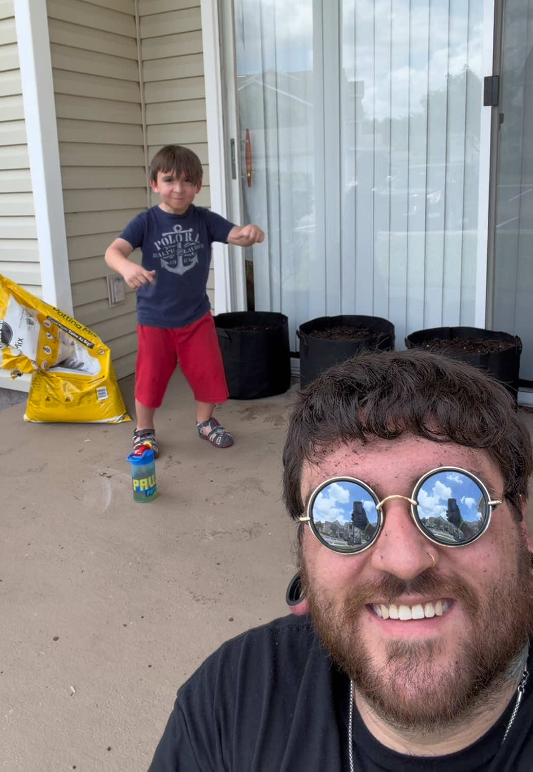 @thatdudelou