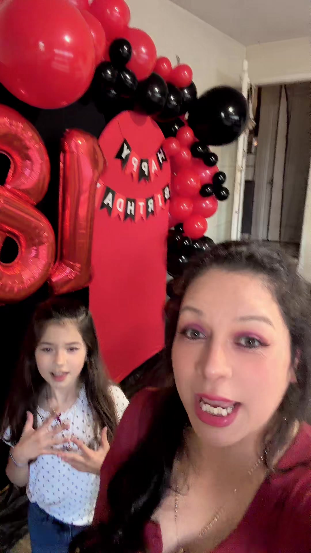 @Mary Ba&ntilde;uelos