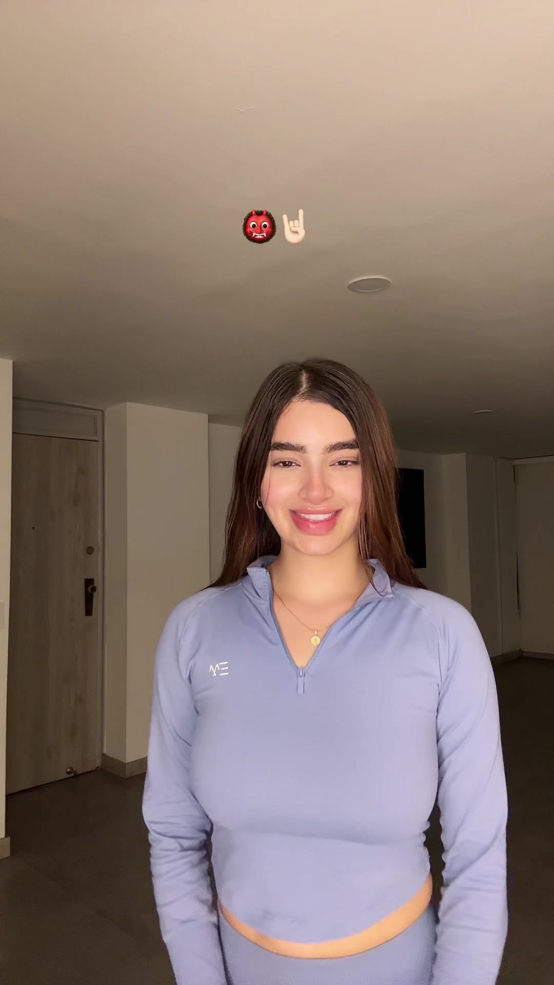 @Laura&ensp;sahar
