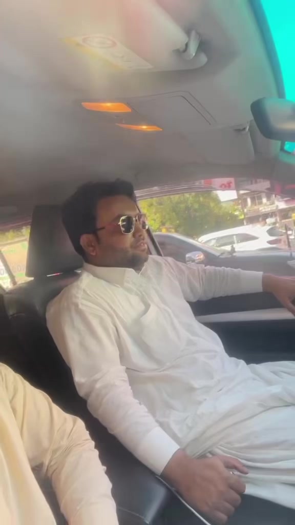 @Sabteen Malik