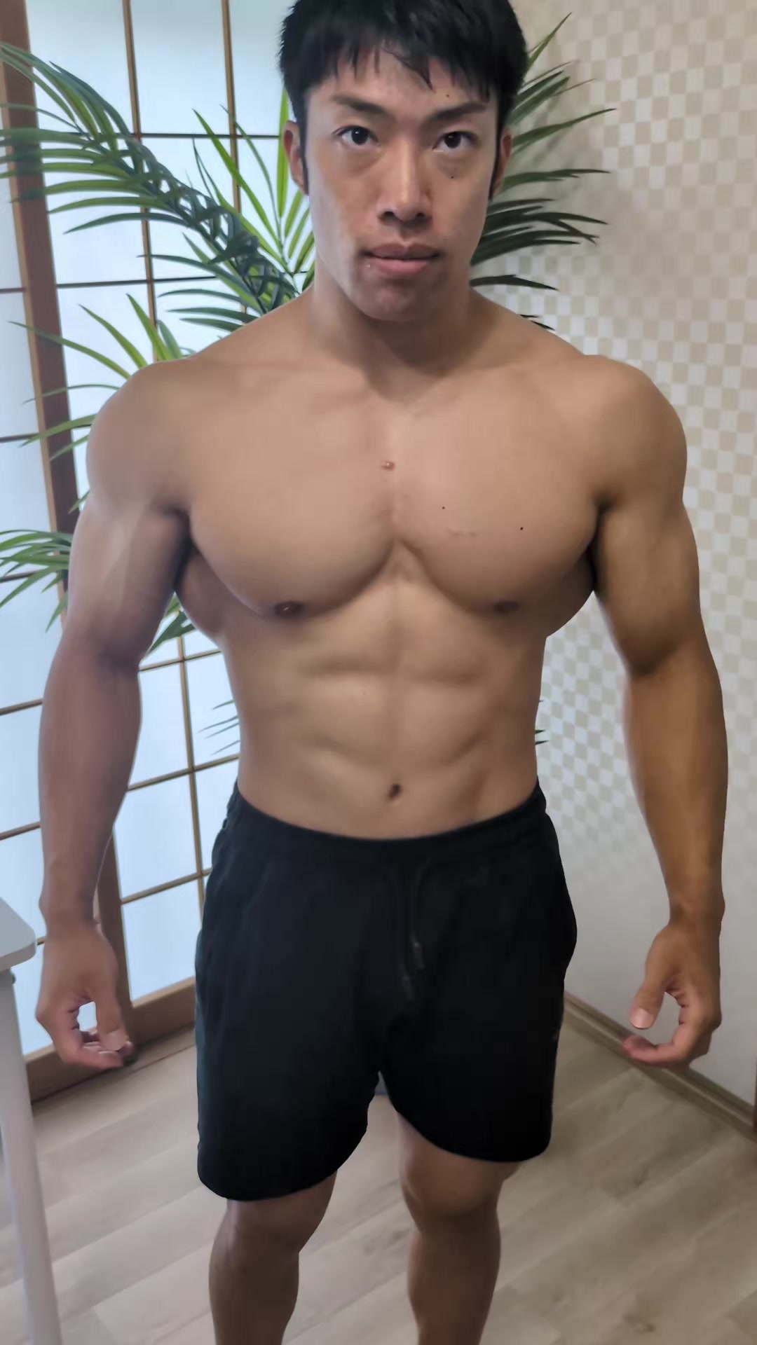 @マッチョ揉み