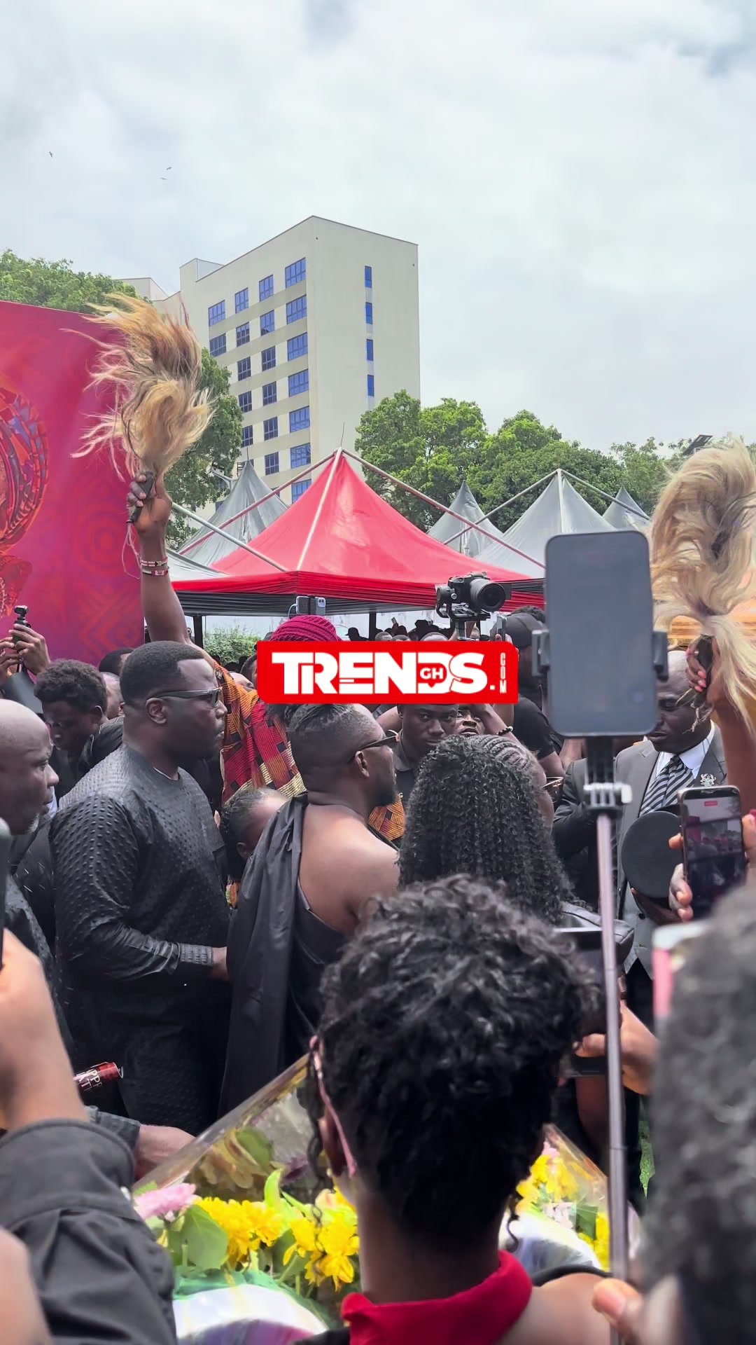 @TRENDS GH