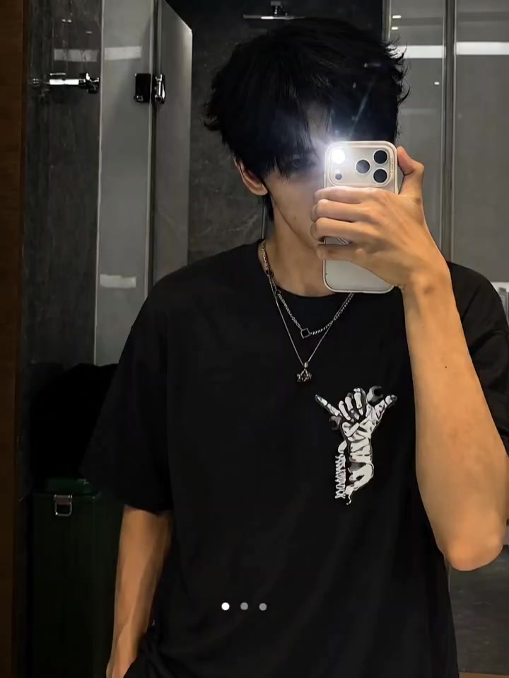 @๐ฉ๐ค๐จ๐๐ง๐๐