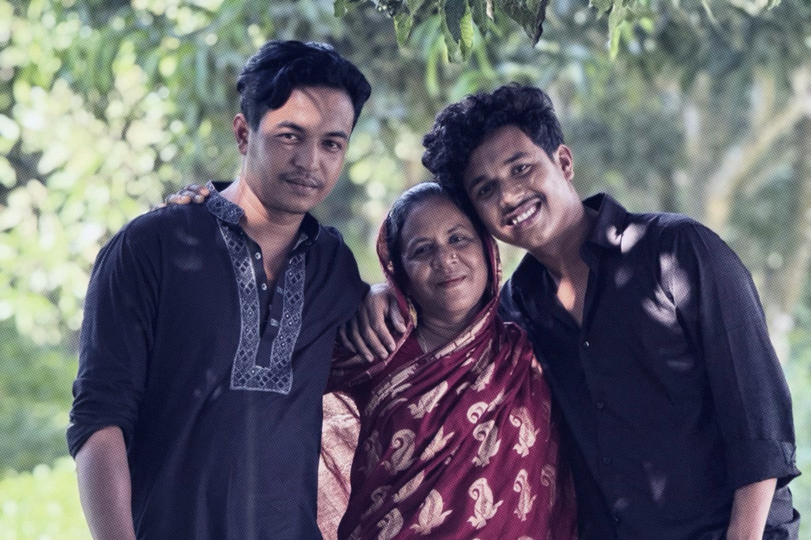 @Siam Ahmed 🇧🇩