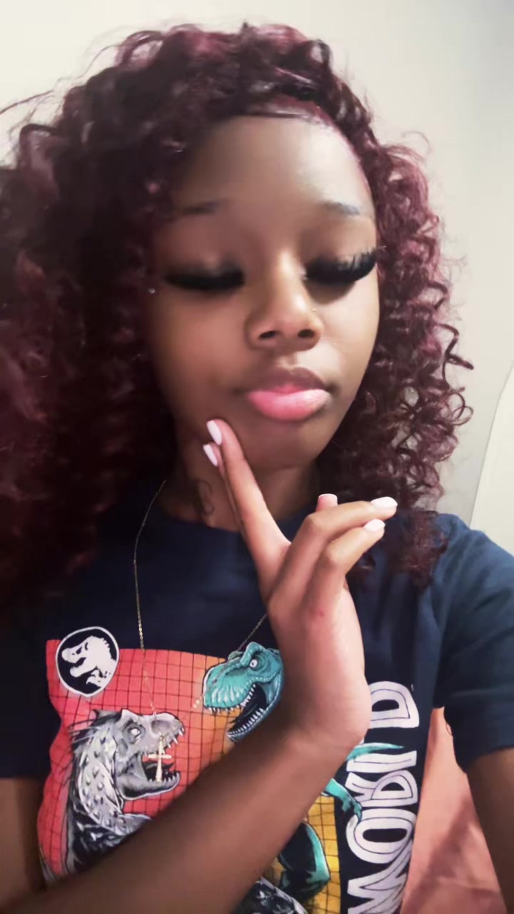 @naomithetopic