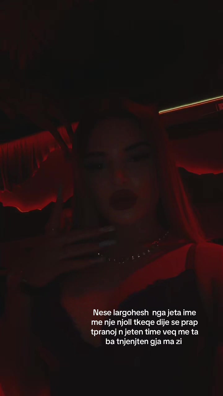 @🖤