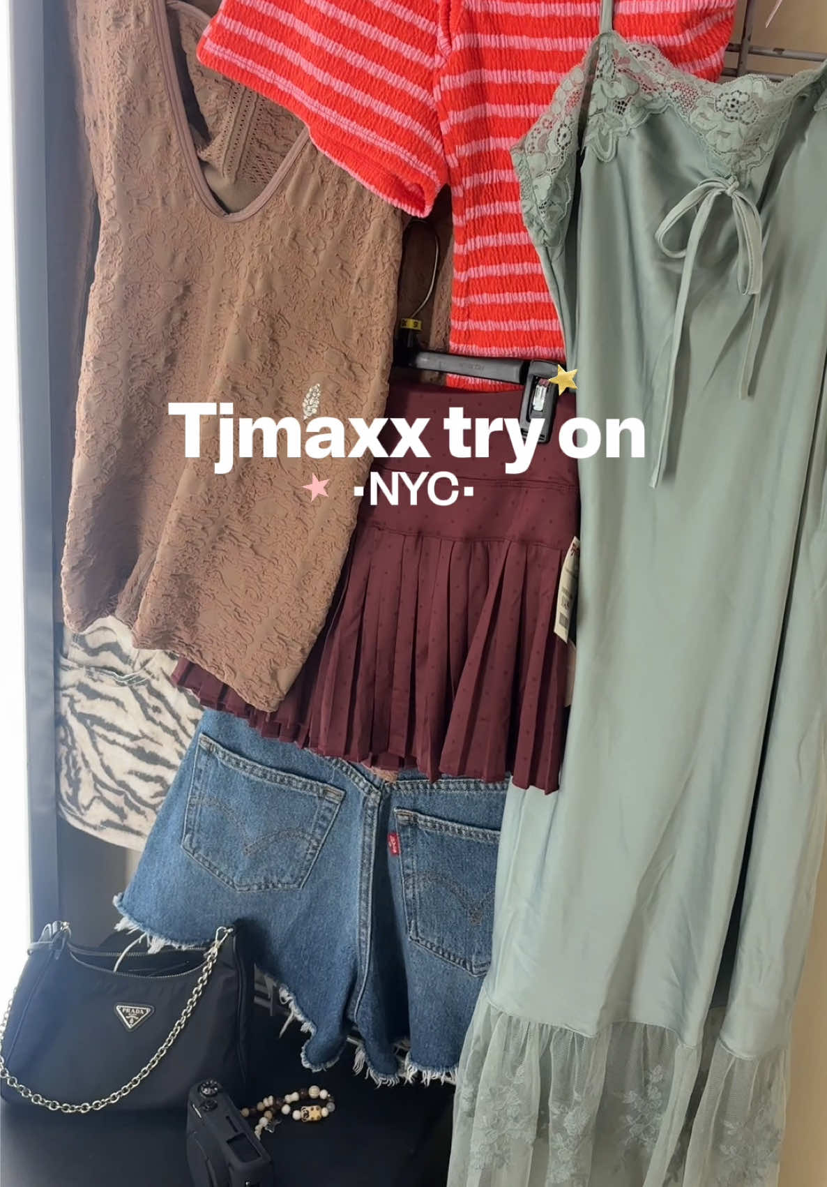 @NiyaNextDoor