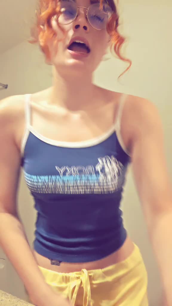 @lily