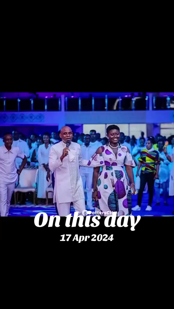 @JUNIOR ASANTEWAA BA🇬🇭