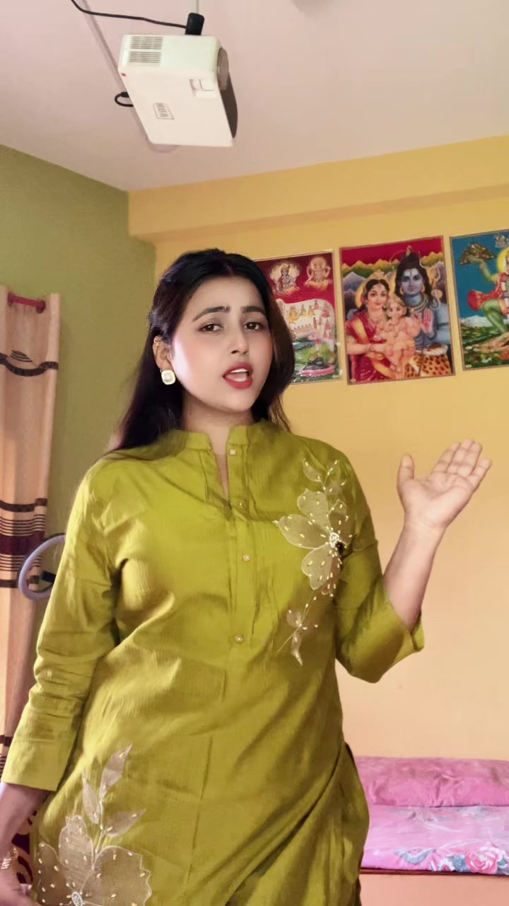 @Divya Khana🇳🇵🇰🇷