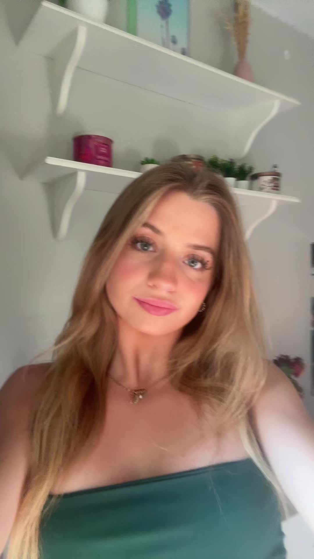 @lily dupper spamm🤠🤠