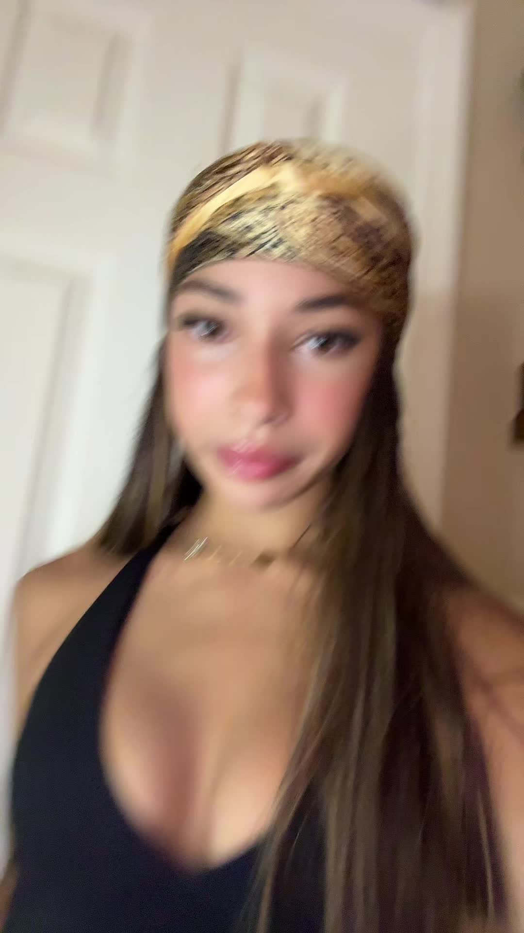 @aravely_