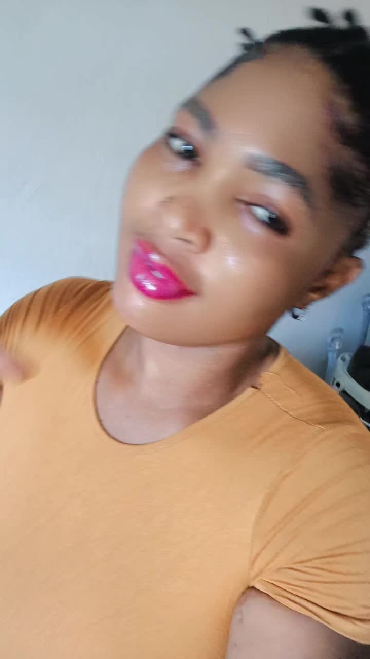 @Omoh🦋🦋Lahyor🌏