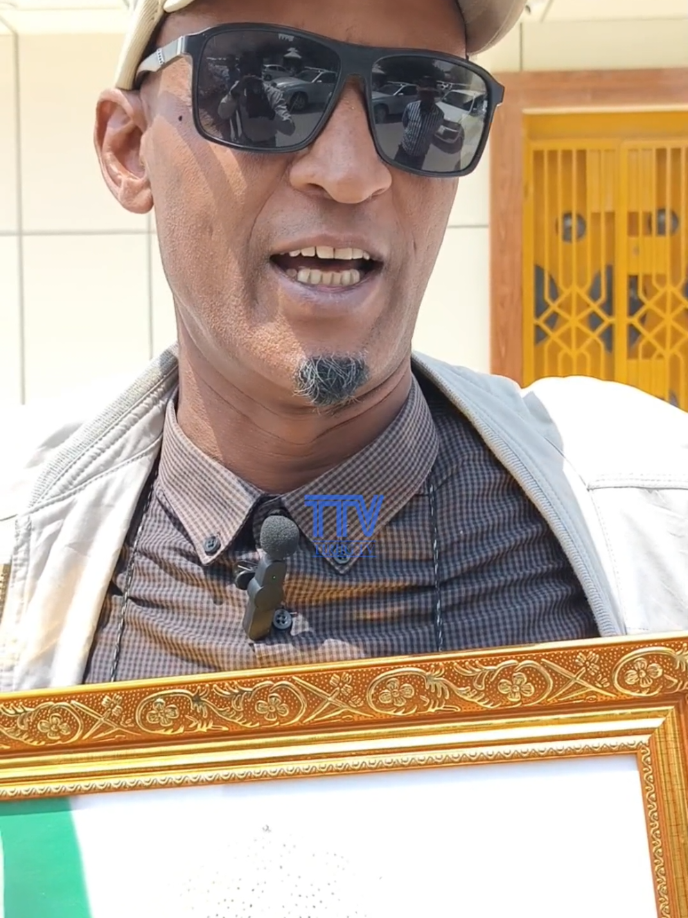 @Khadar Dhambaal