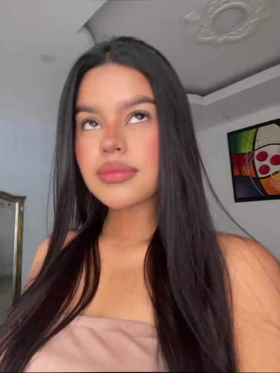 @Viviana Isabel