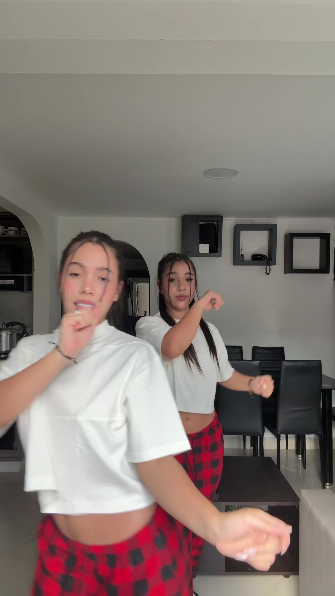 @𝓖𝓮𝓶𝓮𝓵𝓪𝓼_𝓰 ᥫ᭡