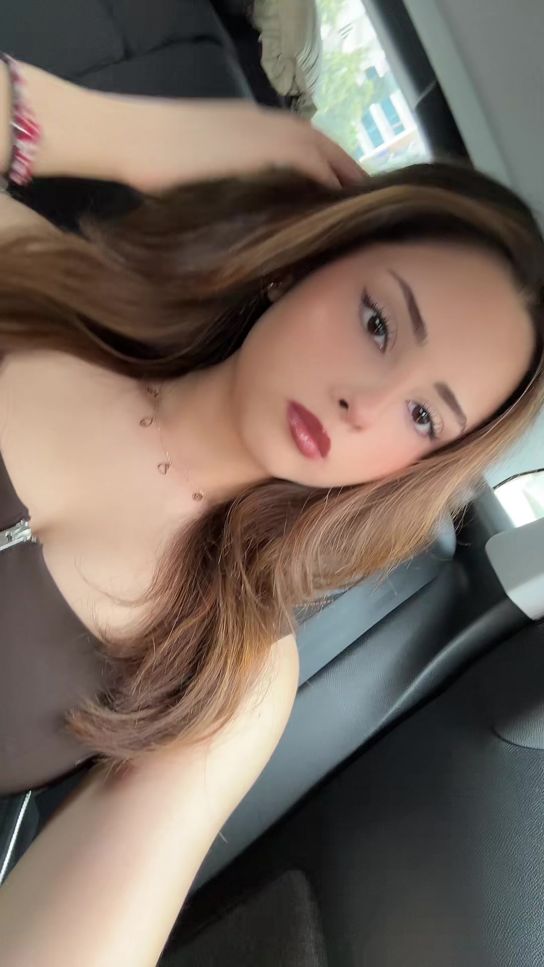 @aysee