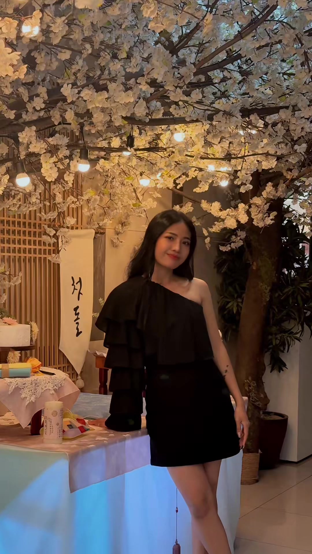 @🕊️Ah Nich🕊️ (ចែនំប៉ាវ)