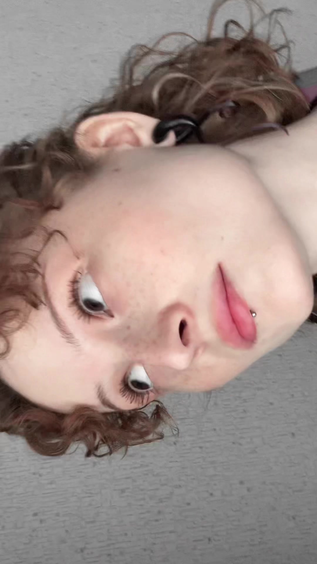 @𝓫𝓪𝓷𝓼𝓱𝓮𝓮 ✈︎