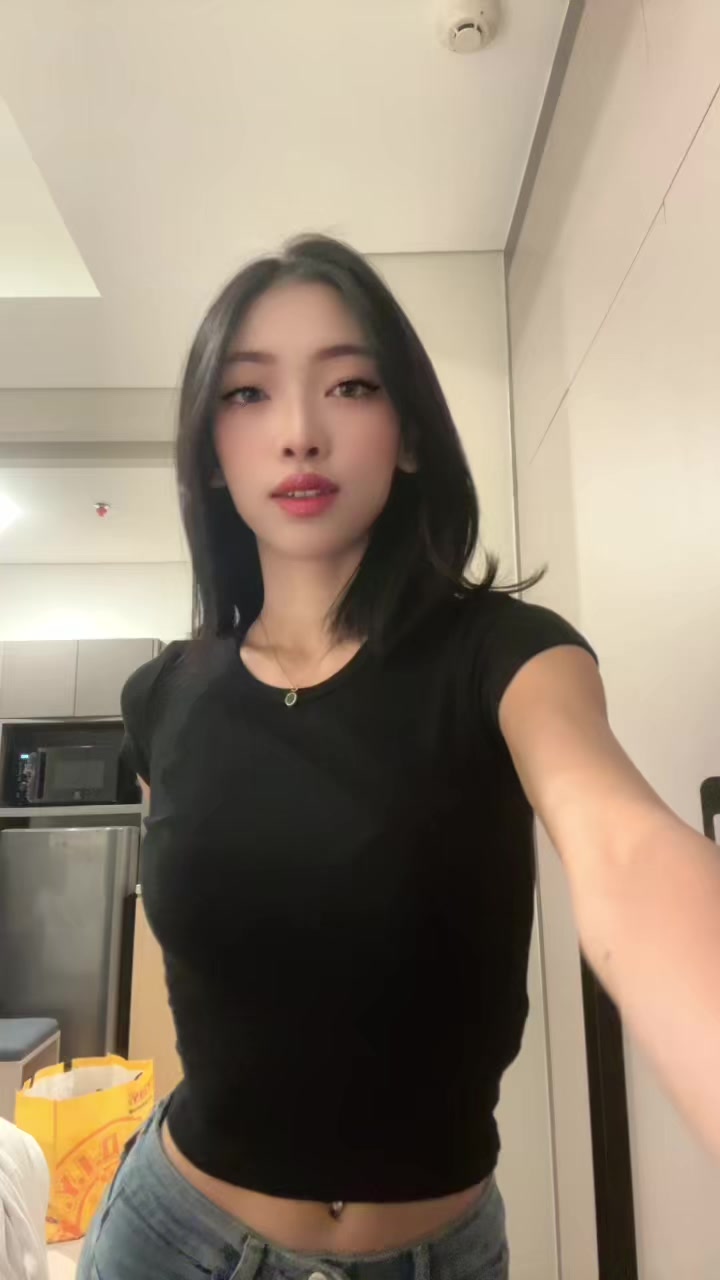@vallenciiaa