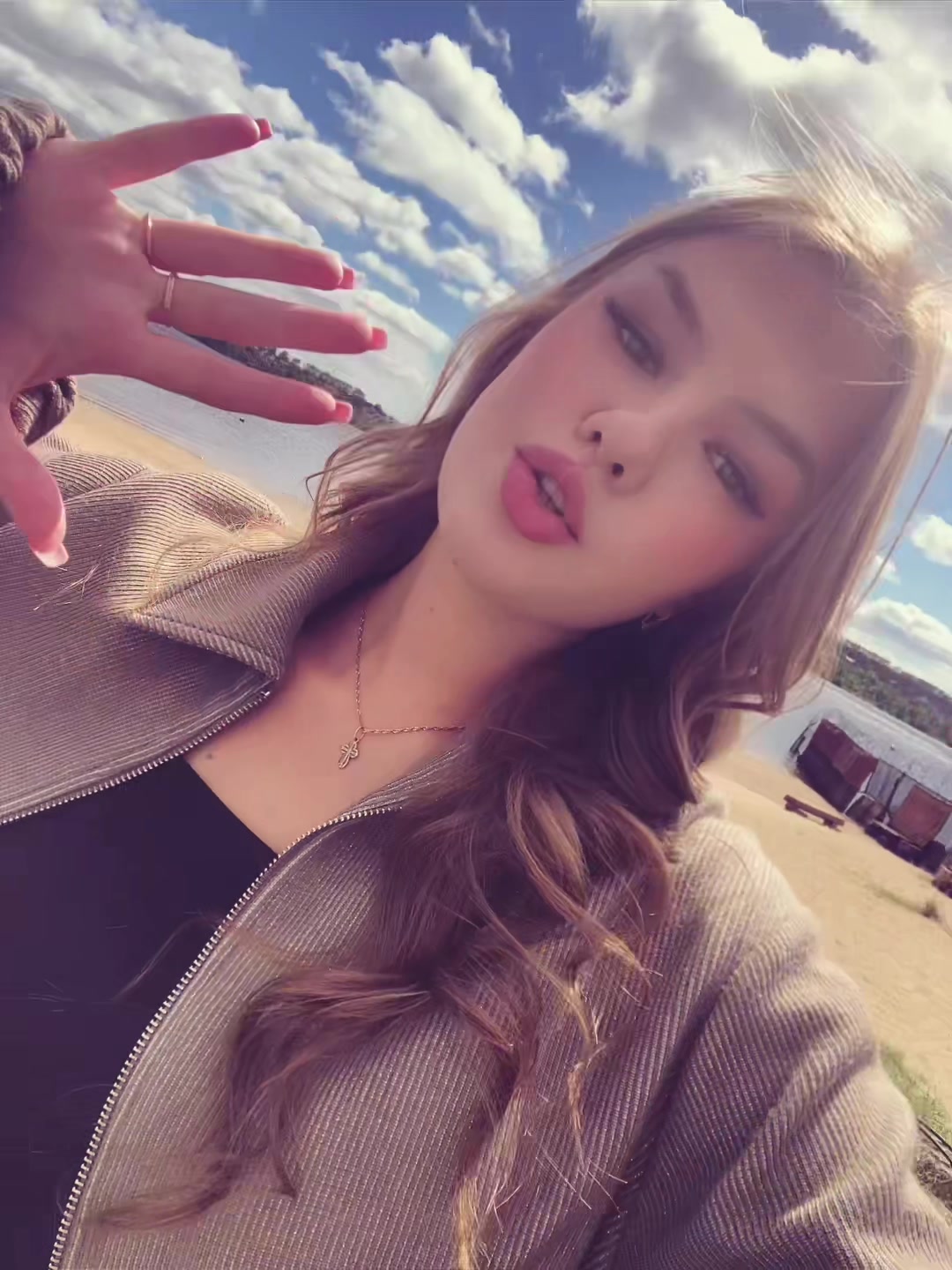 @Дануля