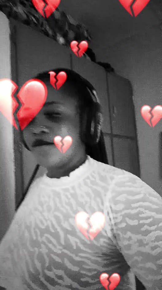 @Tender girl