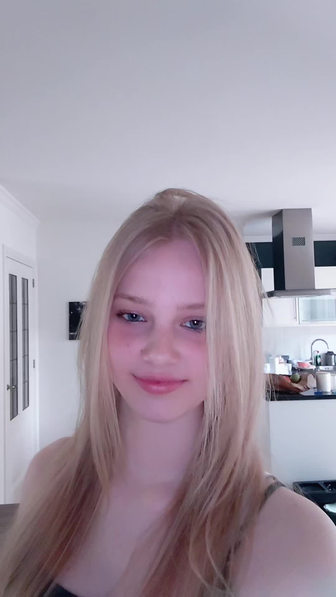 @😝