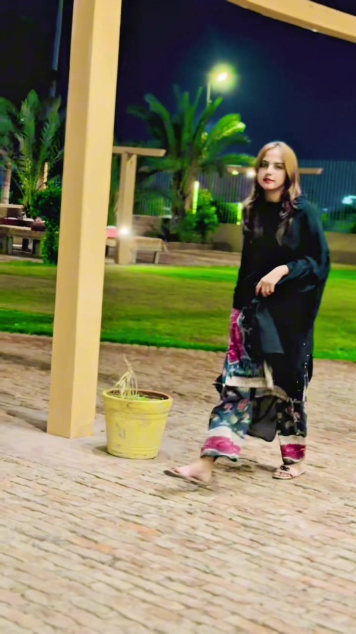 @AyeSha ShaHzadi