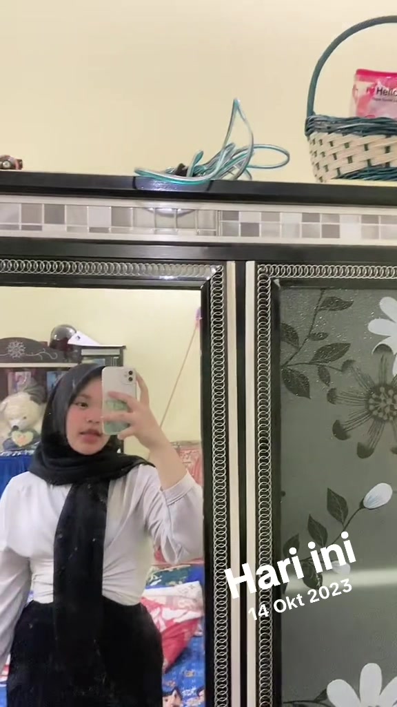 @Nisaa18